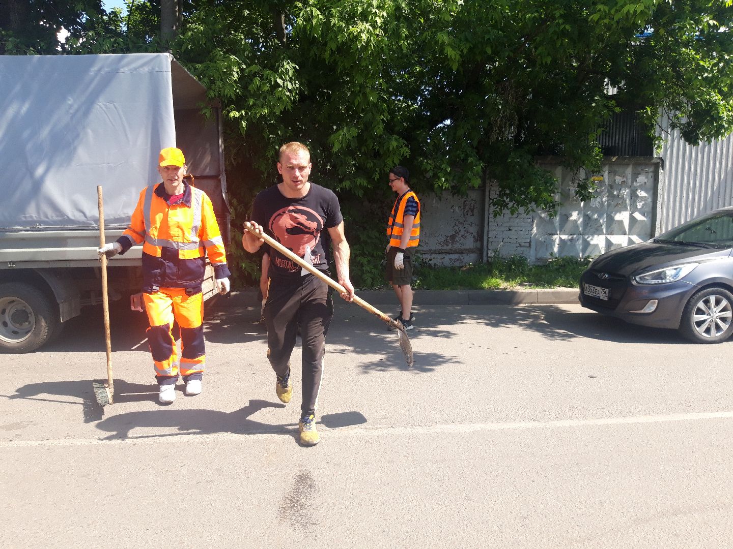 доброе дело, помощь людям,