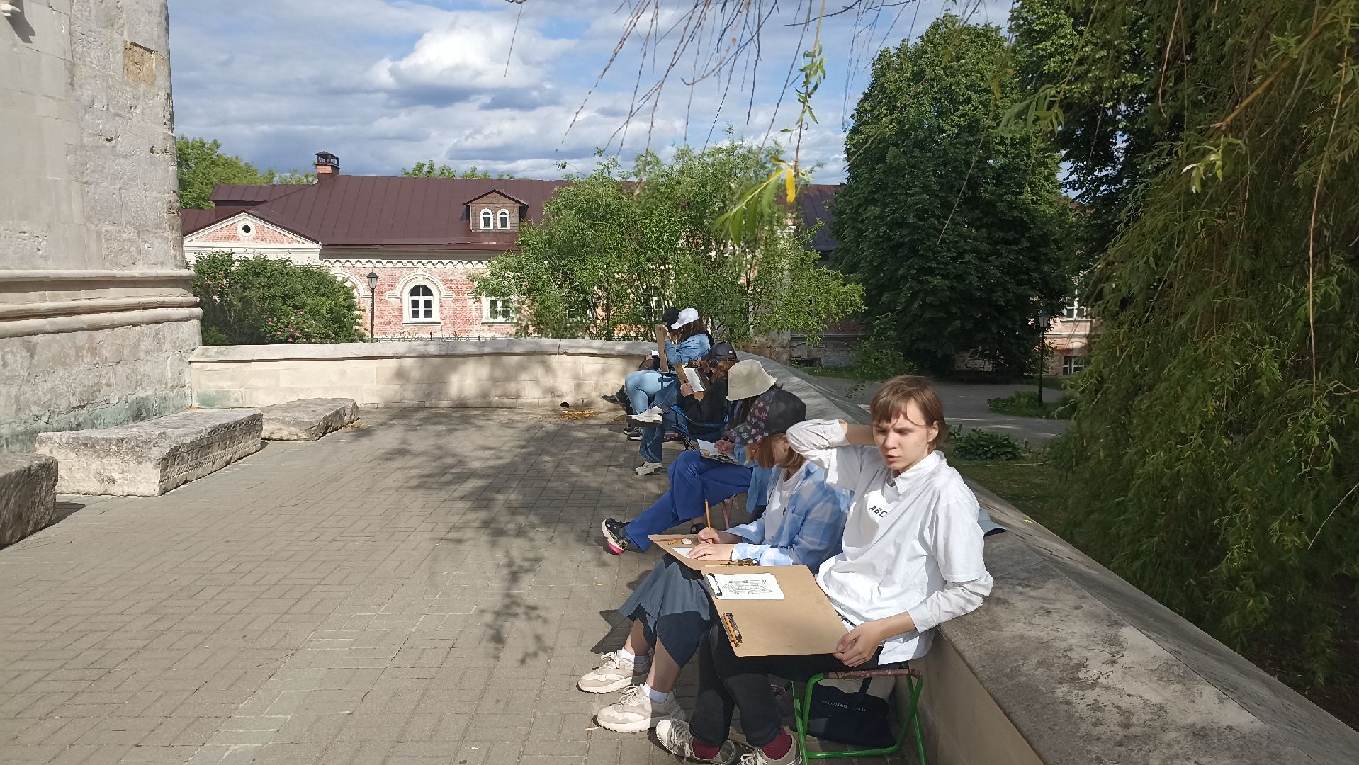 Серпухов, Подмосковье, художники, монастырь, пленэр, дети