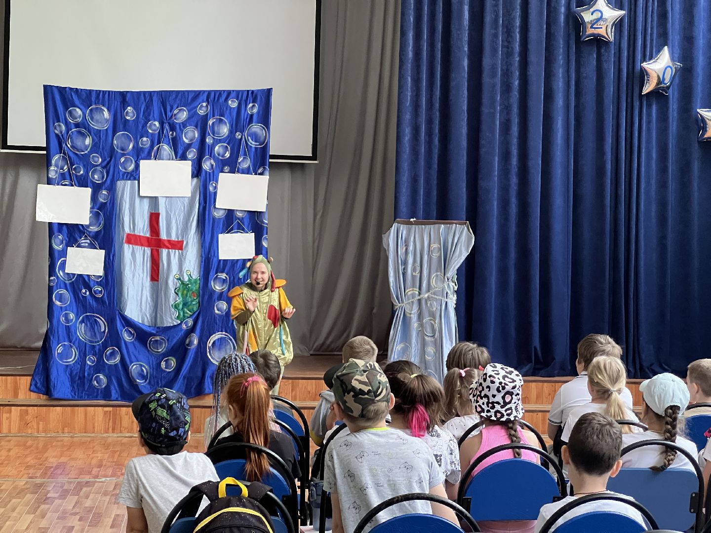 Химки, дети, школьный лагерь