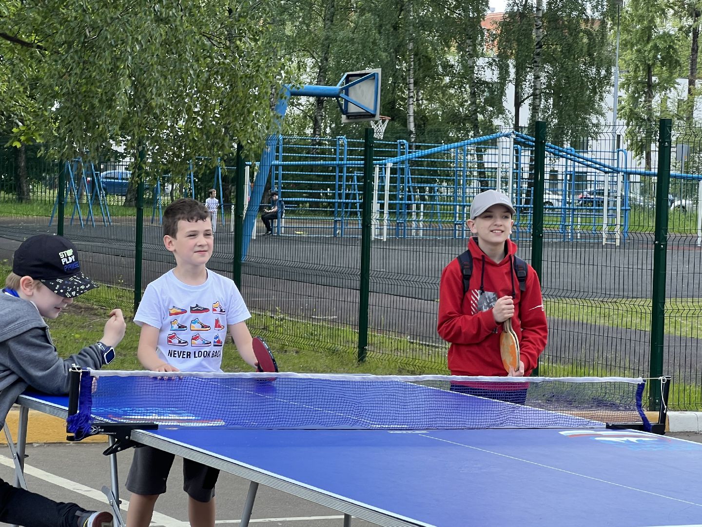 Химки, дети, школьный лагерь