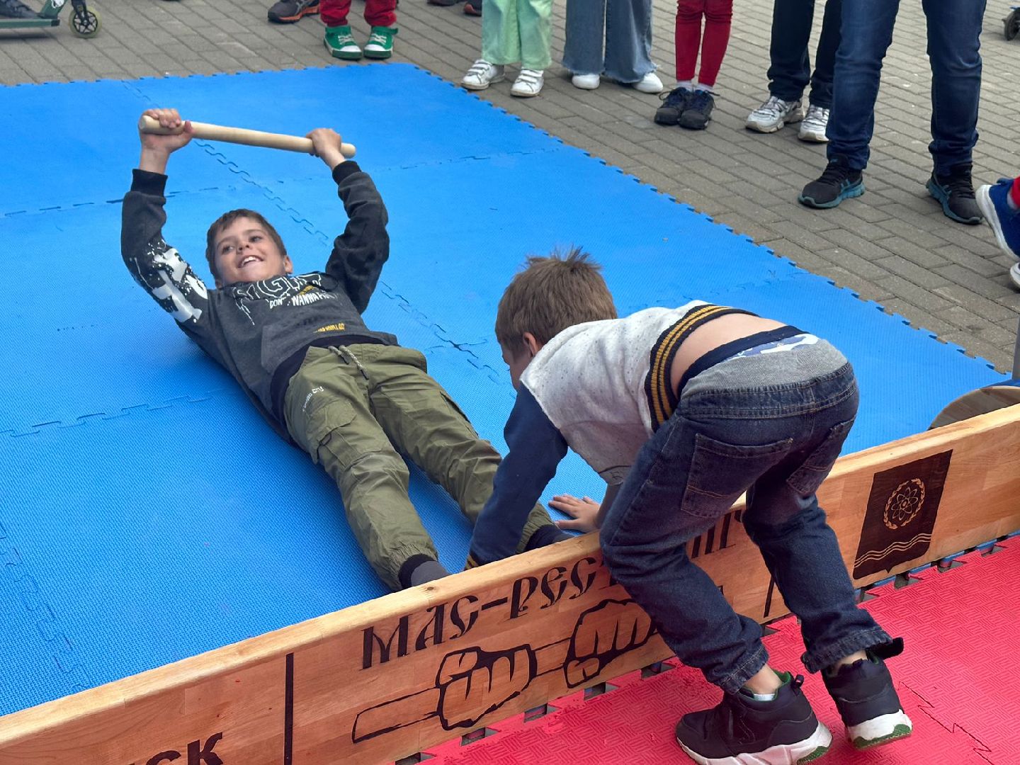 Мас-рестлинг, Наро-Фоминск, монтессори-пикник, соревнования