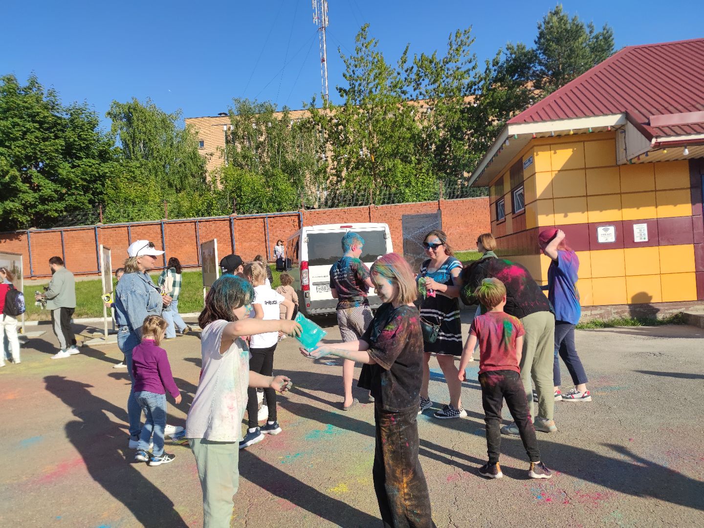 Фестиваль красок, парк, Дубна