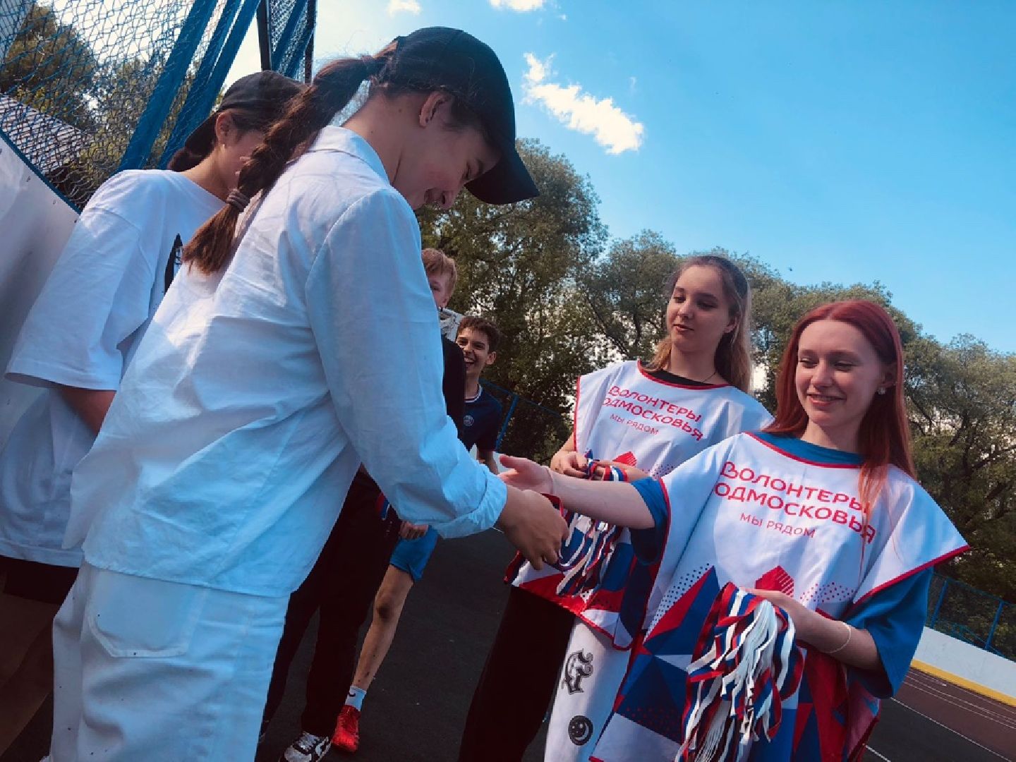 Домодедово, День России, Российский триколор, акция, ленточка