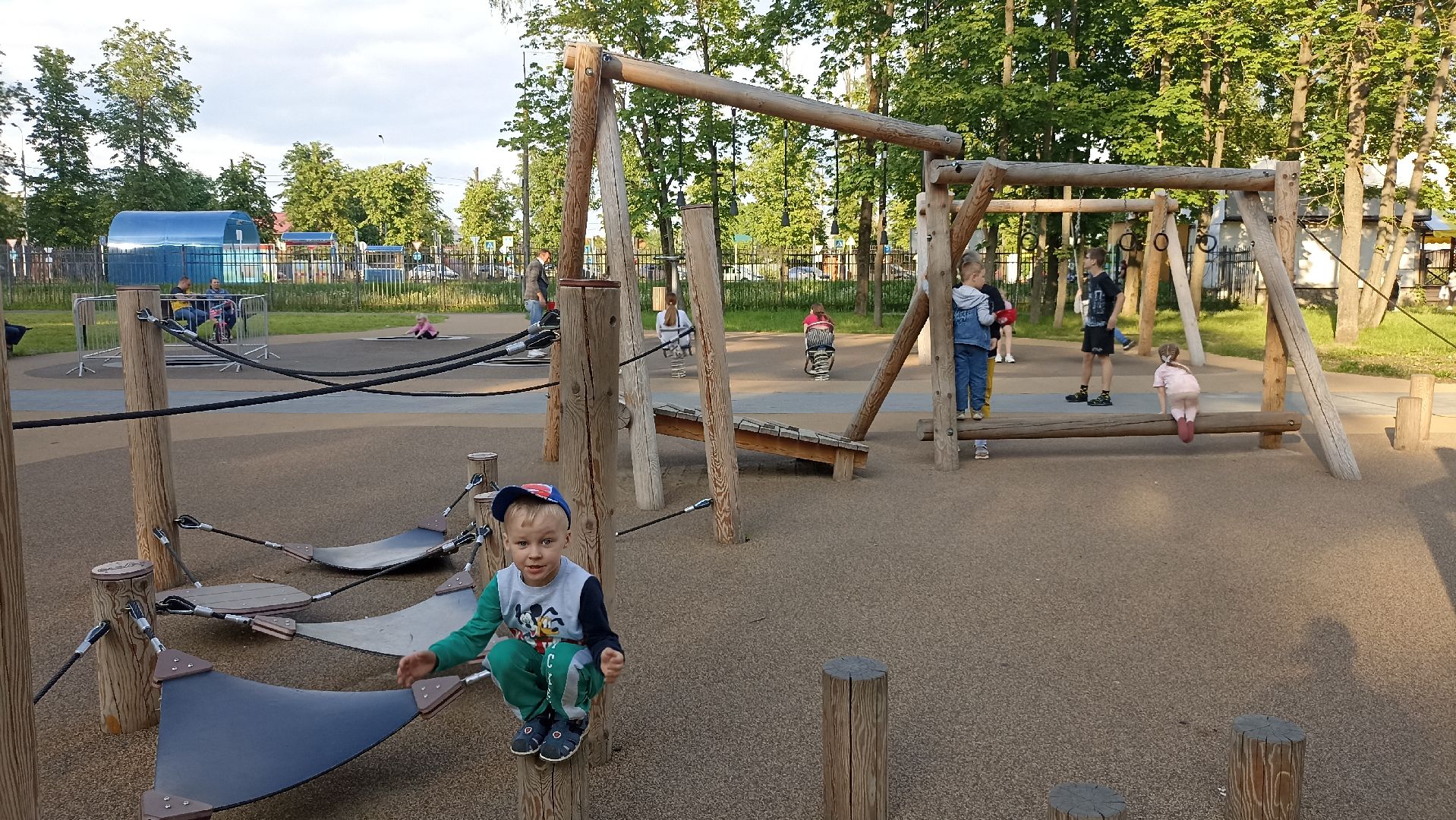 Серпухов, Подмосковье, парк, дети, полоса препятствий