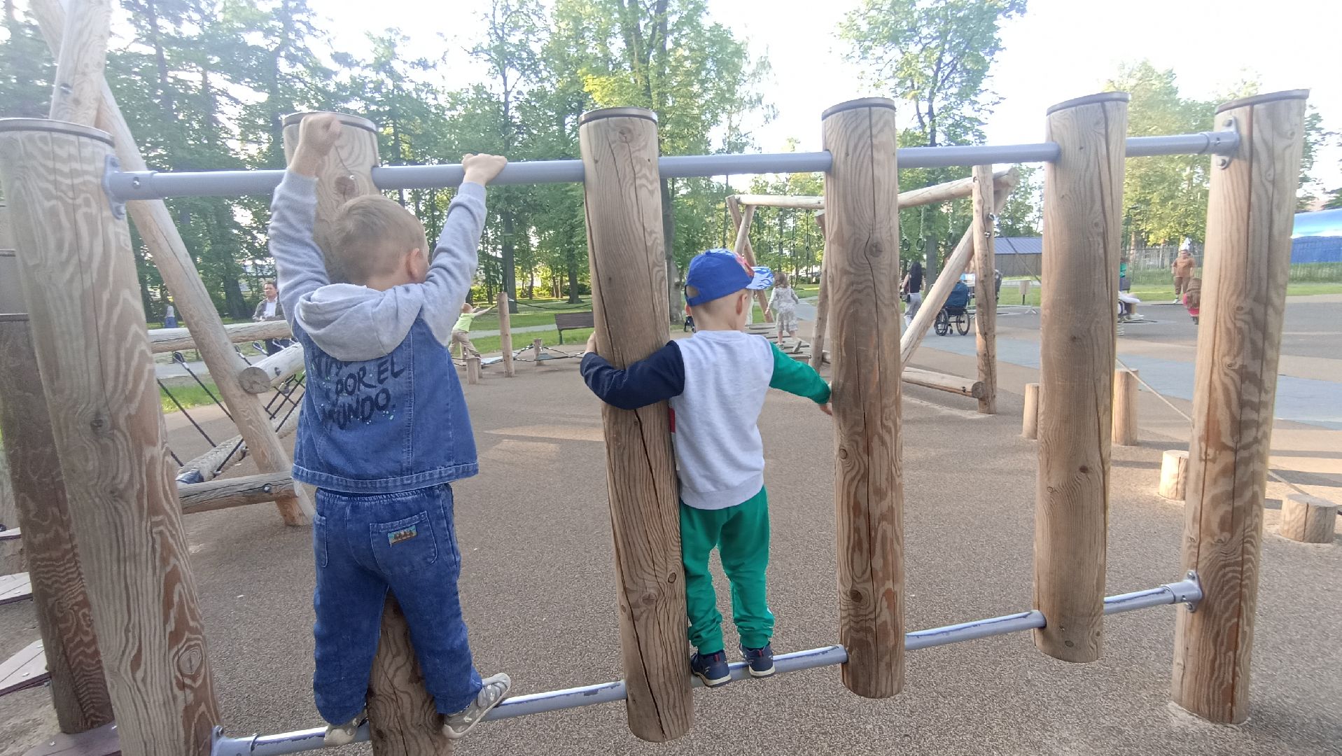Серпухов, Подмосковье, парк, дети, полоса препятствий