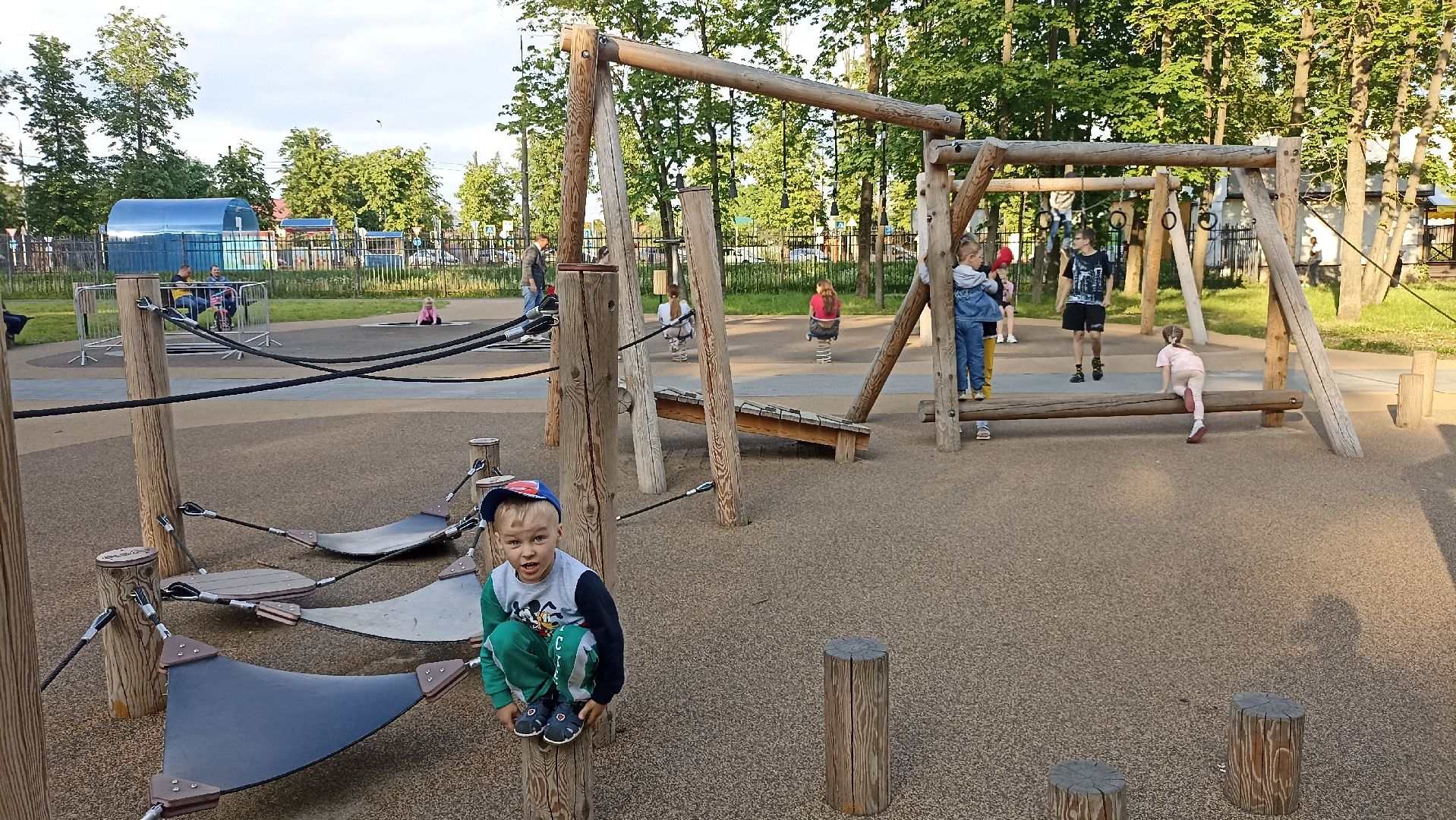 Серпухов, Подмосковье, парк, дети, полоса препятствий