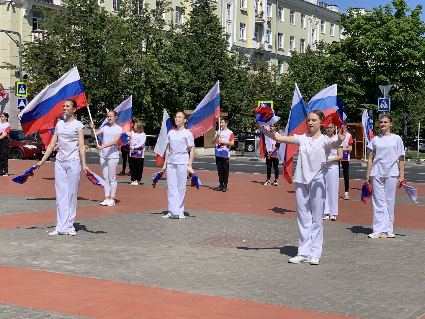 Балашиха, Подмосковье, акции, День России, флаг, триколор