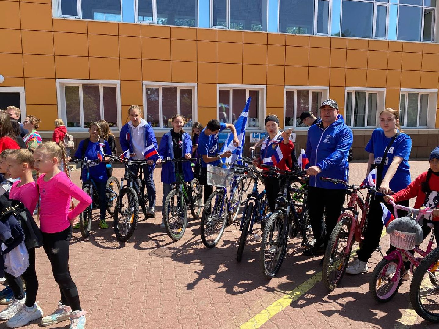 Чехов, День России, велопробег, молодогвардейцы, жители, праздник