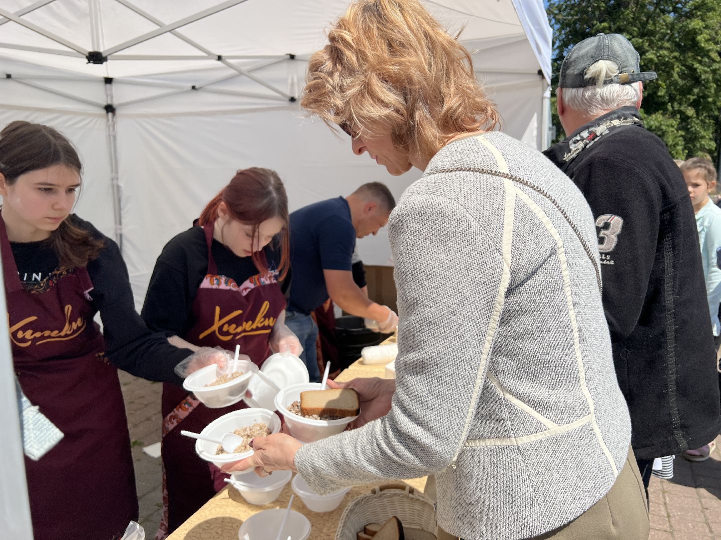 Химки, День России, сквер им. Марии Рубцовой