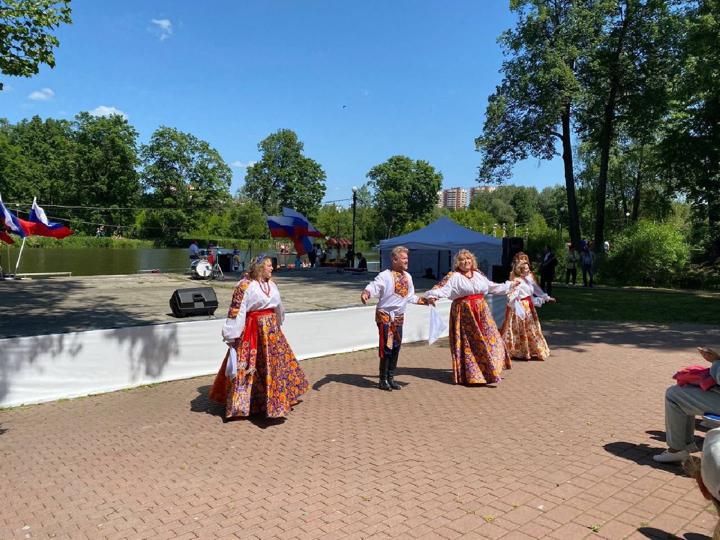 Чехов, День России, концерт, парк, жители