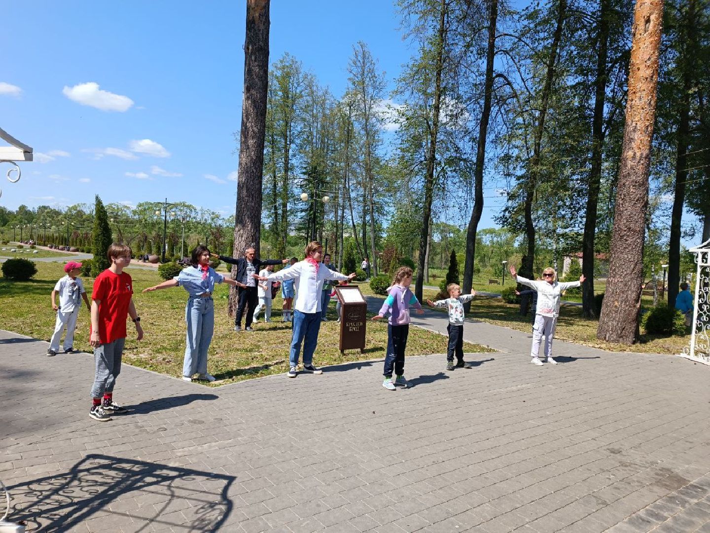 #Рошаль#зарядка#Олимпийский резерв#Крестовброд#ДеньРоссии