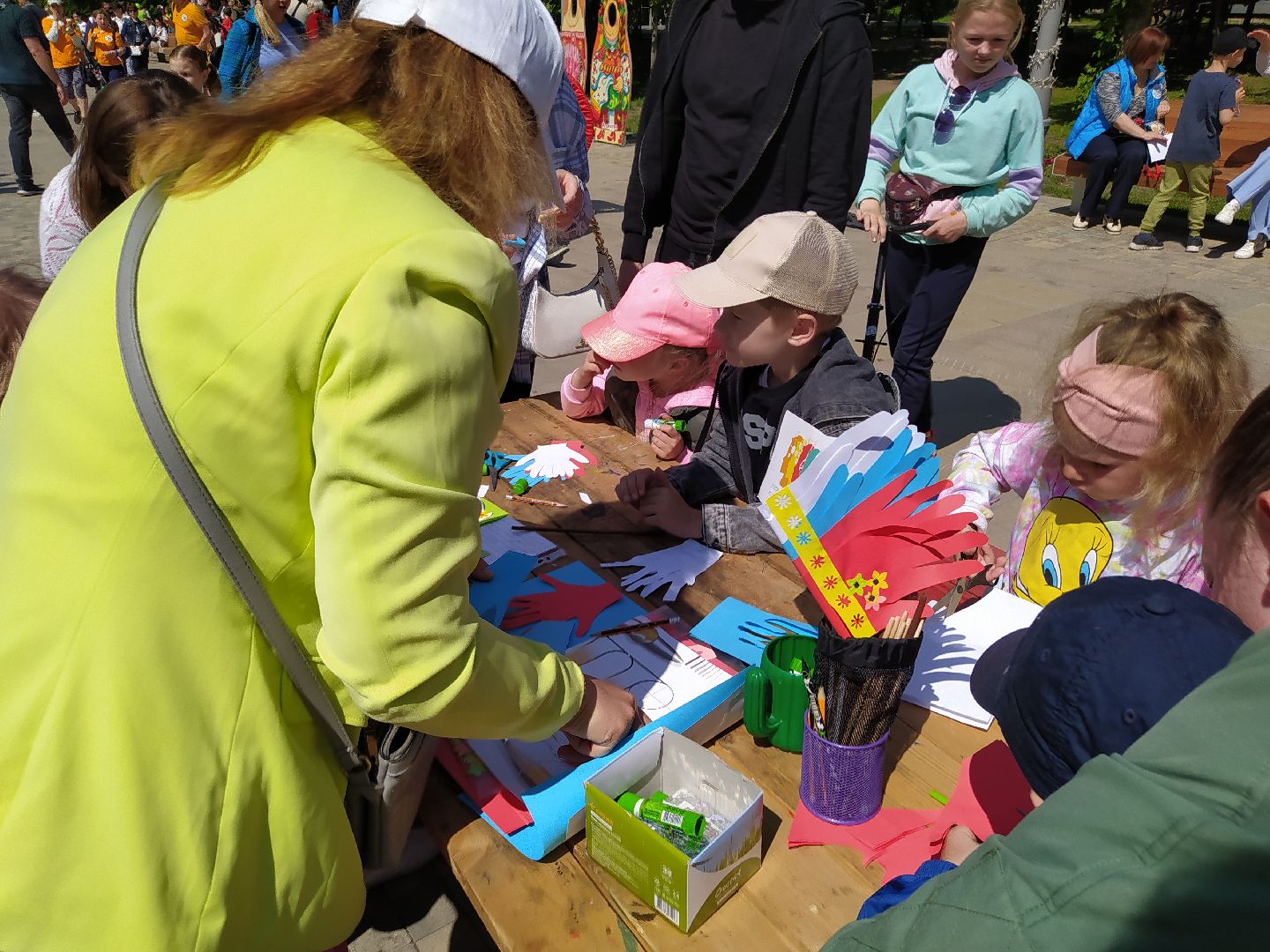 Истра, день России, мастер класс, триколор, флаг