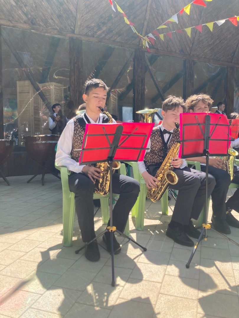 Солнечногоск, духовой оркестр, День России, музыка, школа искусств