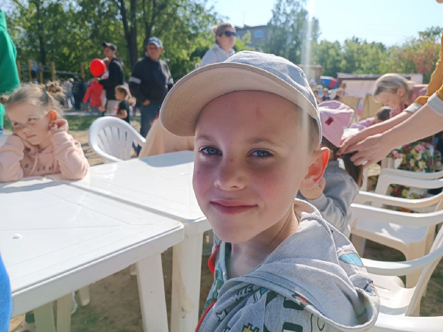 Можайск, Можайский городской округ, Подмосковье, День России, праздник, люди, Единая Россия