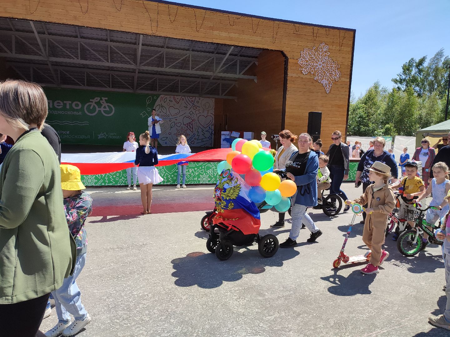 #парад, #флаги, #коляски, #велосипеды, #самокаты, #деньроссии. #12июня, #праздник, #талдом