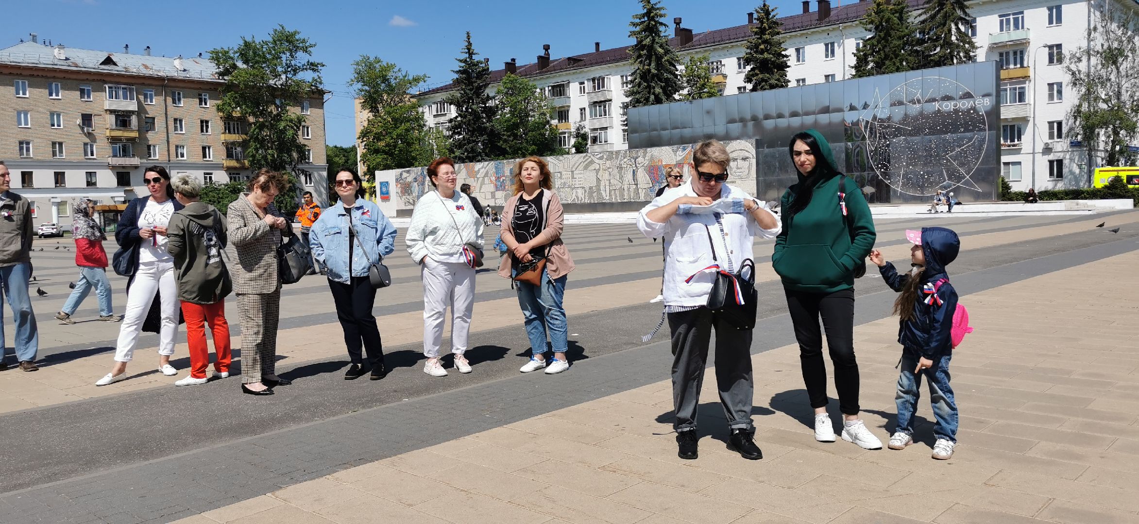 день россии, волонтёры,