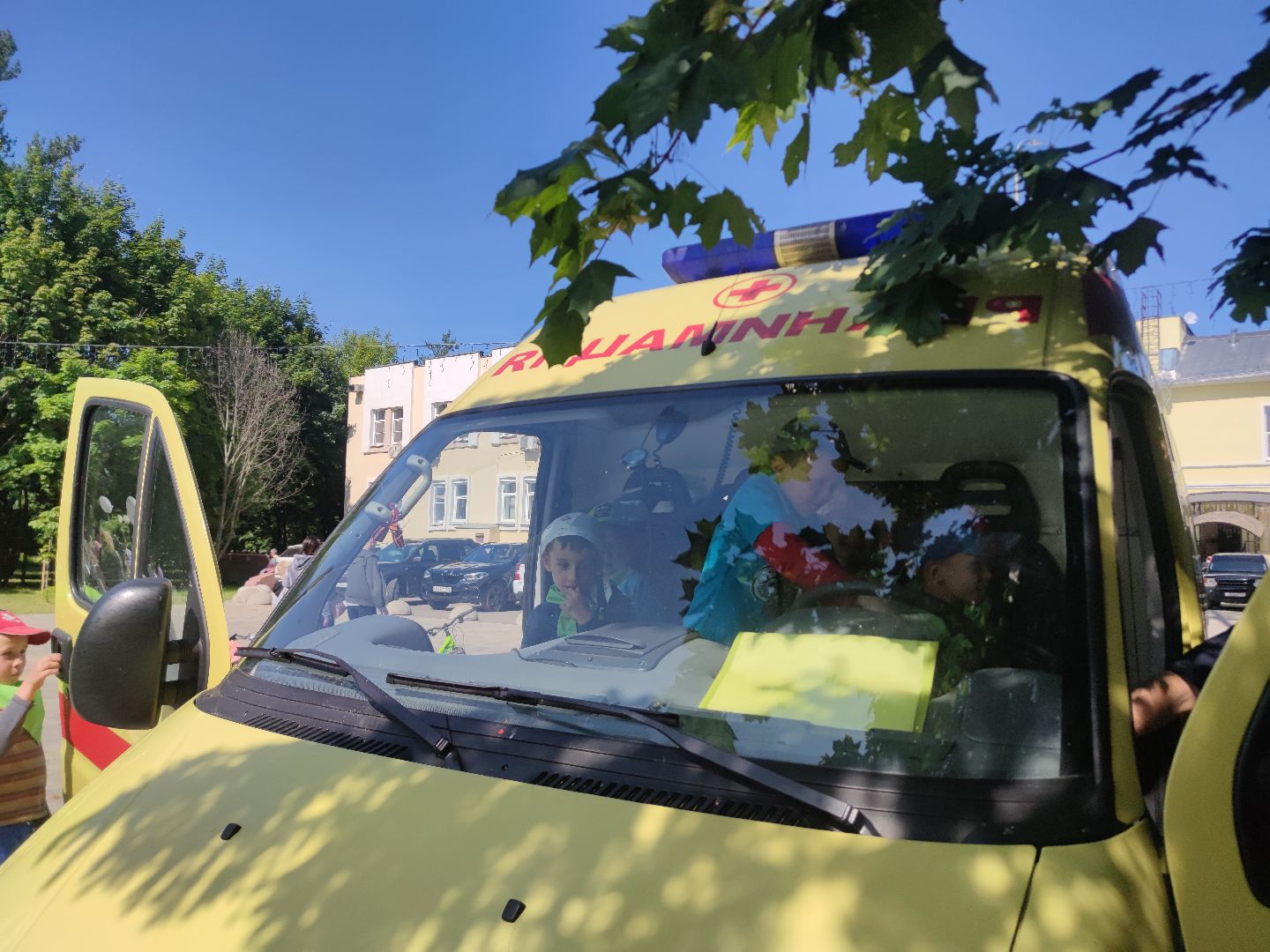 Реанимобиль, ФБУЗ МСЧ №9 ФМБА России, Дубна, День России