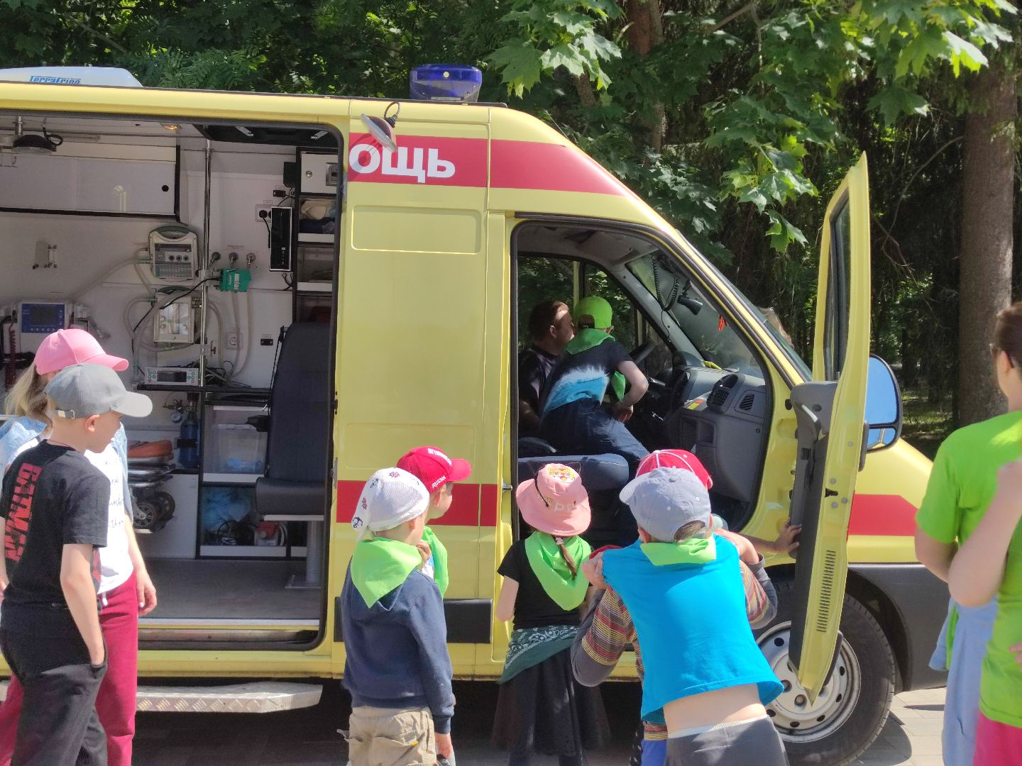 Реанимобиль, ФБУЗ МСЧ №9 ФМБА России, Дубна, День России