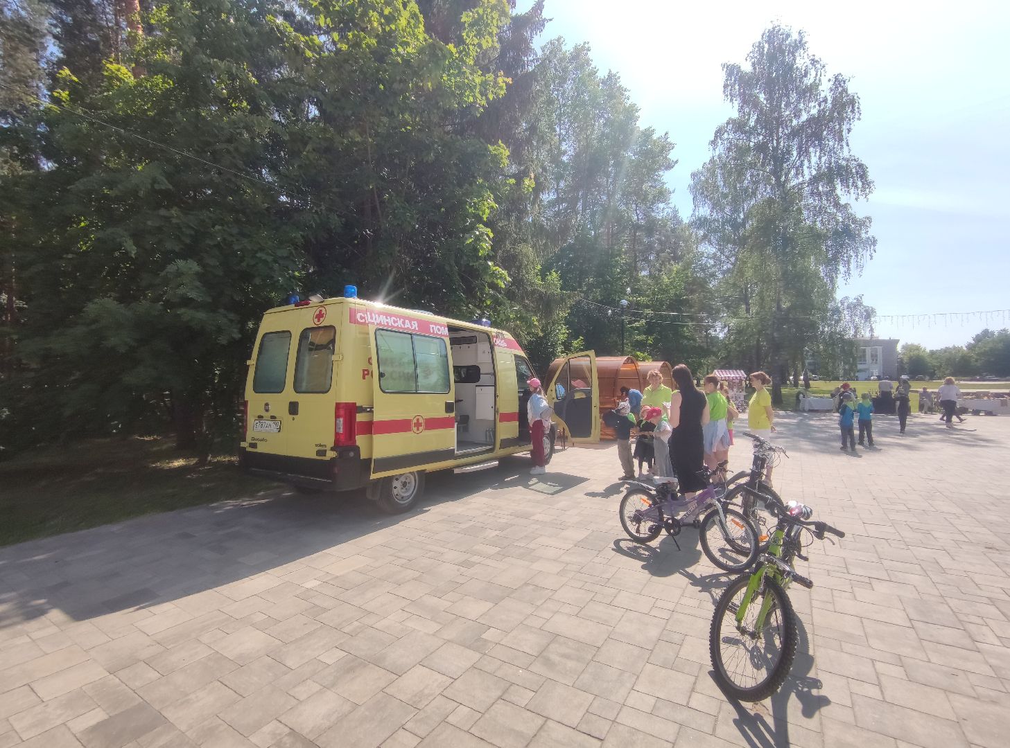 Реанимобиль, ФБУЗ МСЧ №9 ФМБА России, Дубна, День России