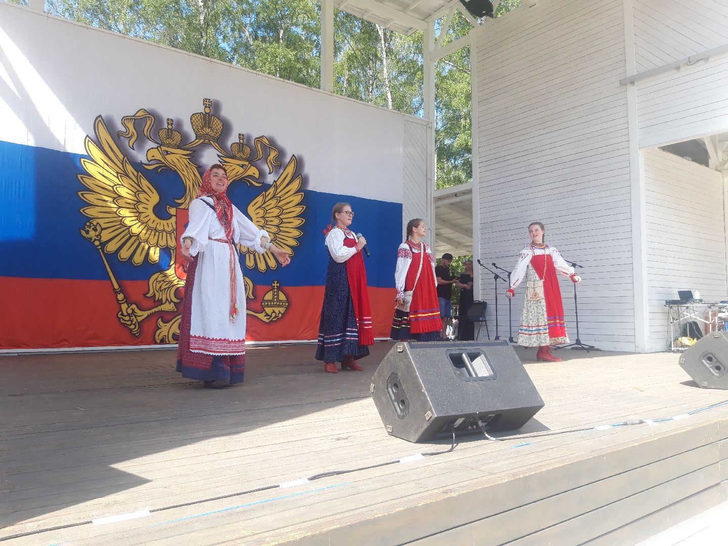 концерт, доброе дело,