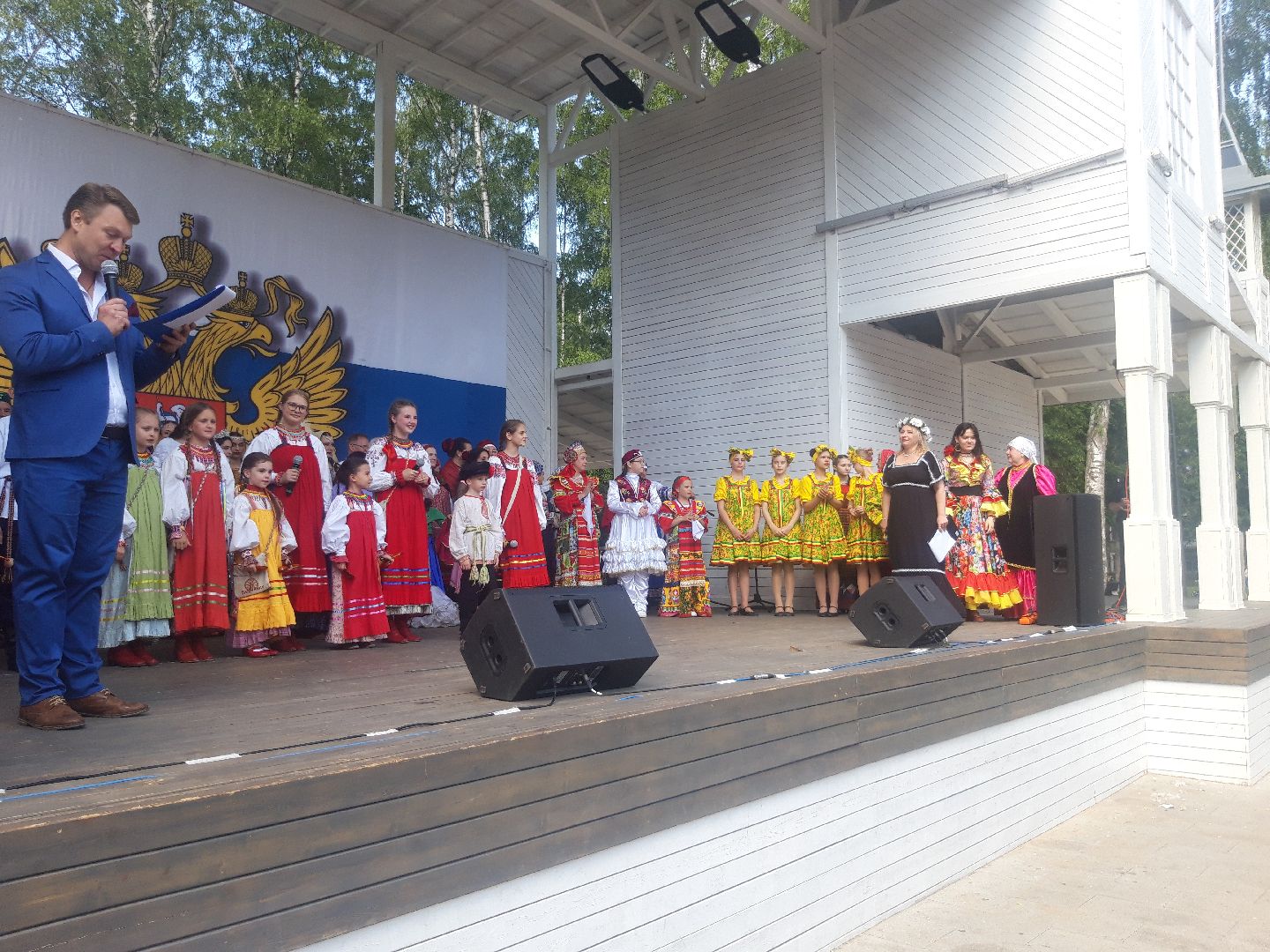 концерт, доброе дело,