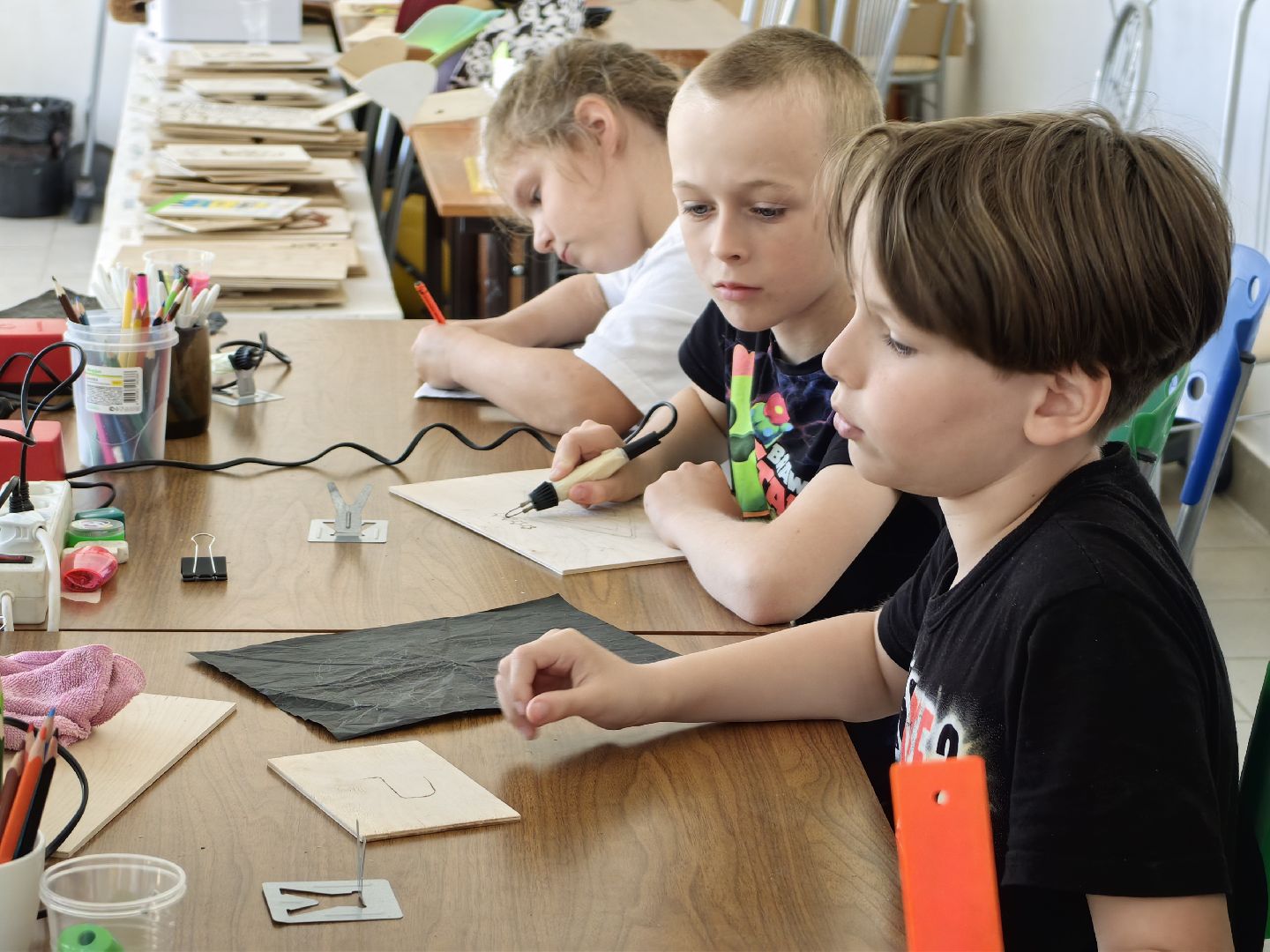 Выжигание, творчество, детский лагерь, аниме