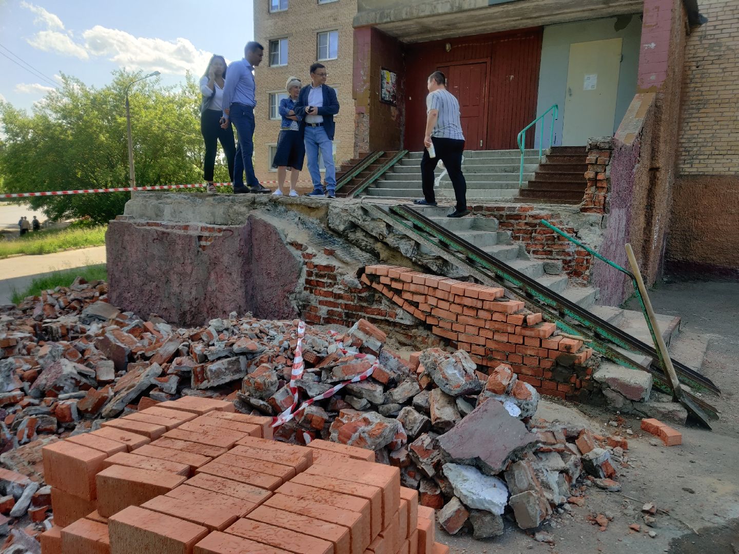 Красноармейск, Пушкинский, обращения граждан, ремонт лестницы