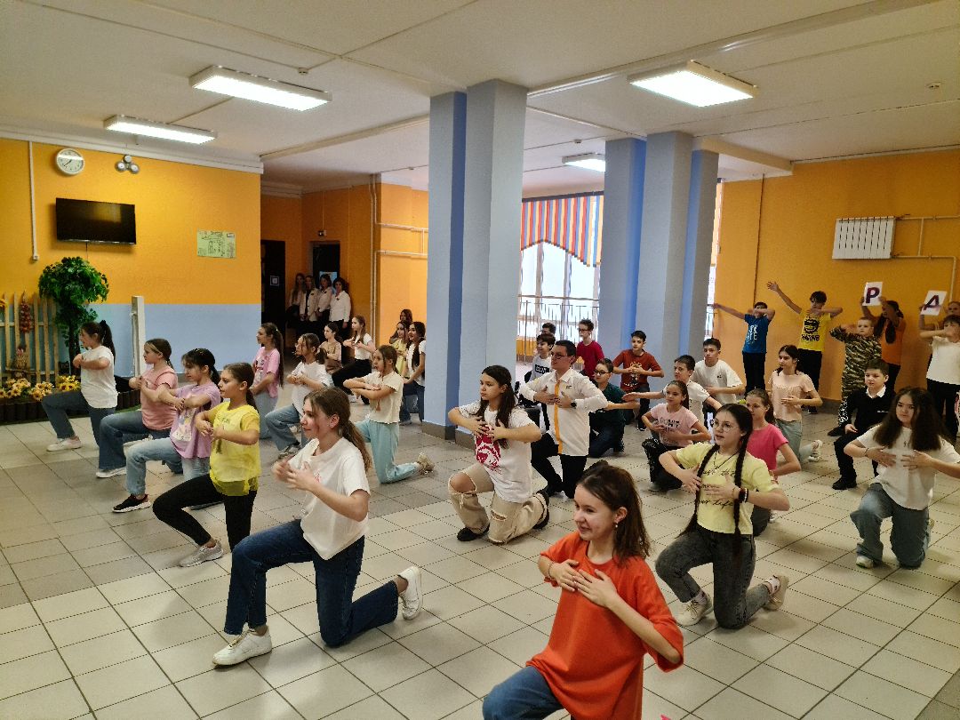 Щёлково, общество