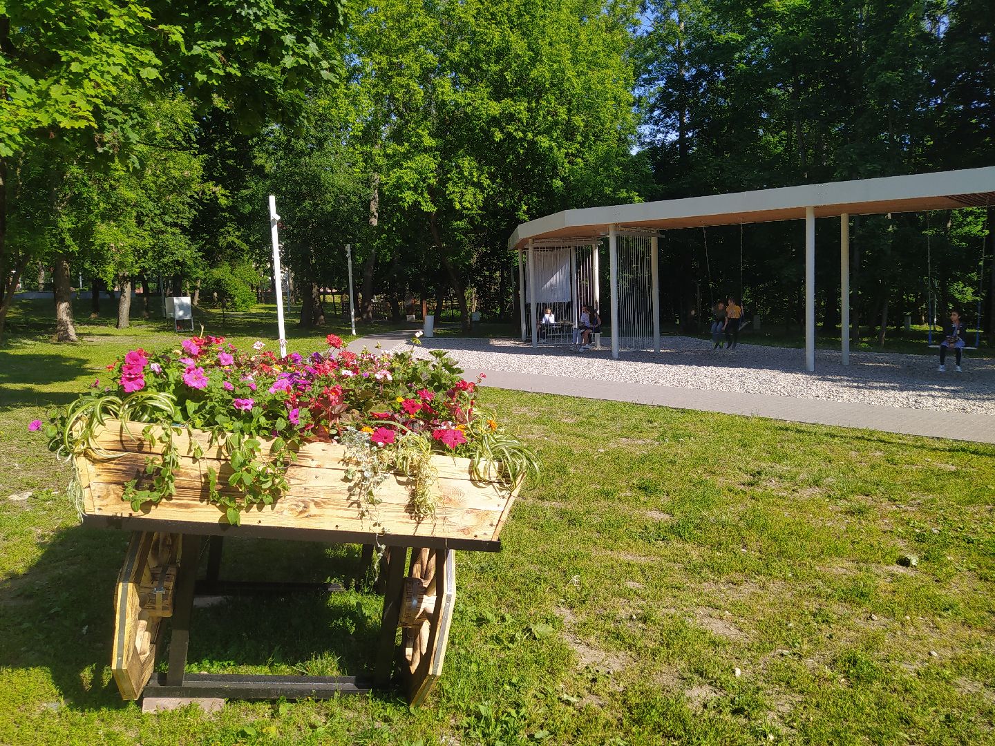 Истра, парк, фотозона, цветы