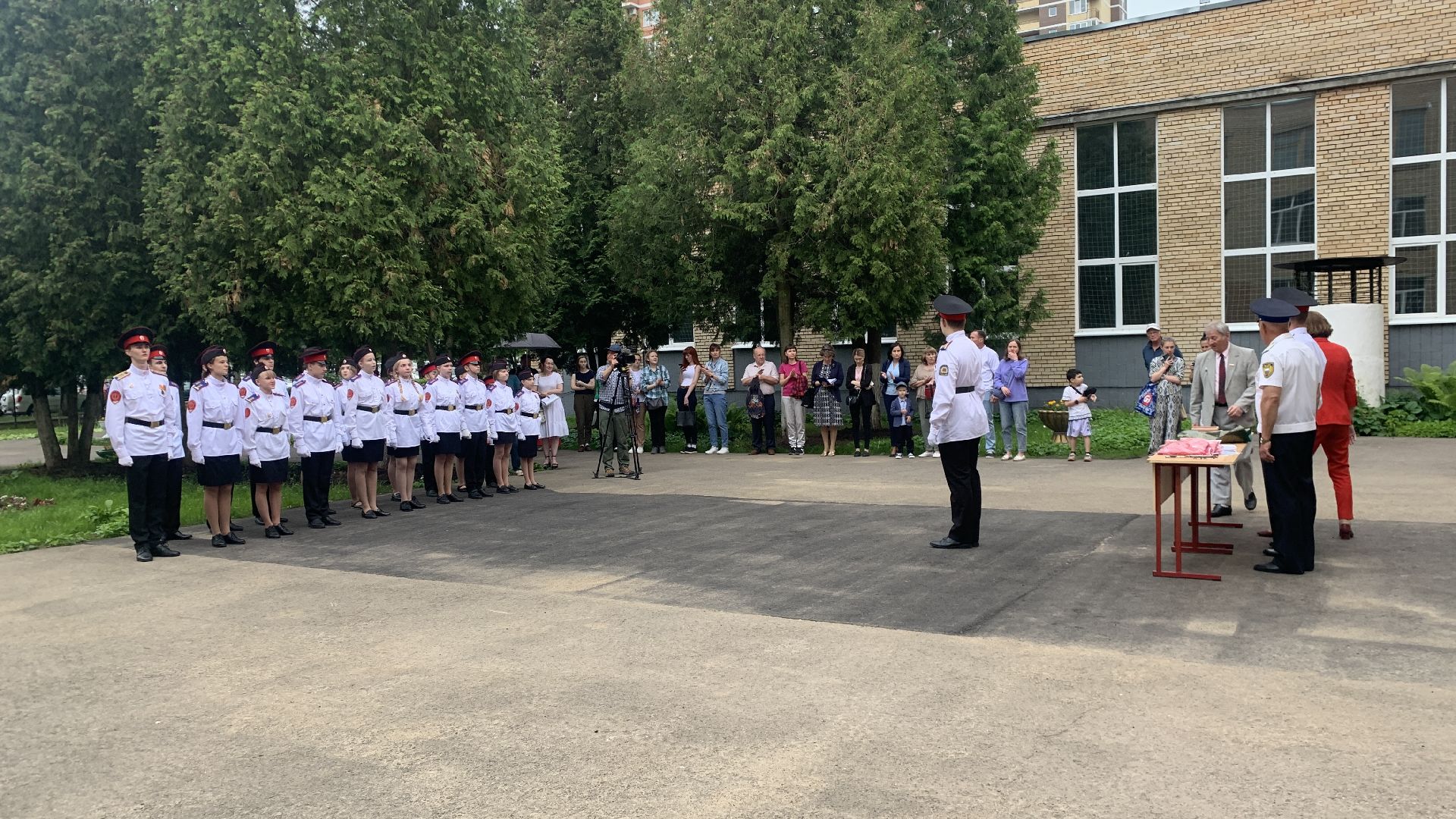 Ступино, кадеты, прощание со знаменем