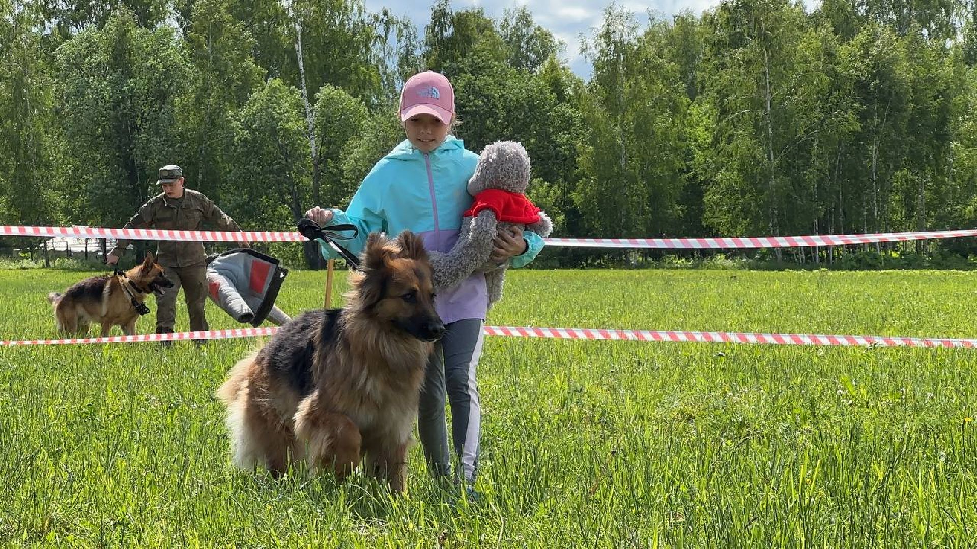 Можайск, Можайский городской округ, Подмосковье, собаки, служебные собаки, показательные выступления, несение службы, охрана территории, армия
