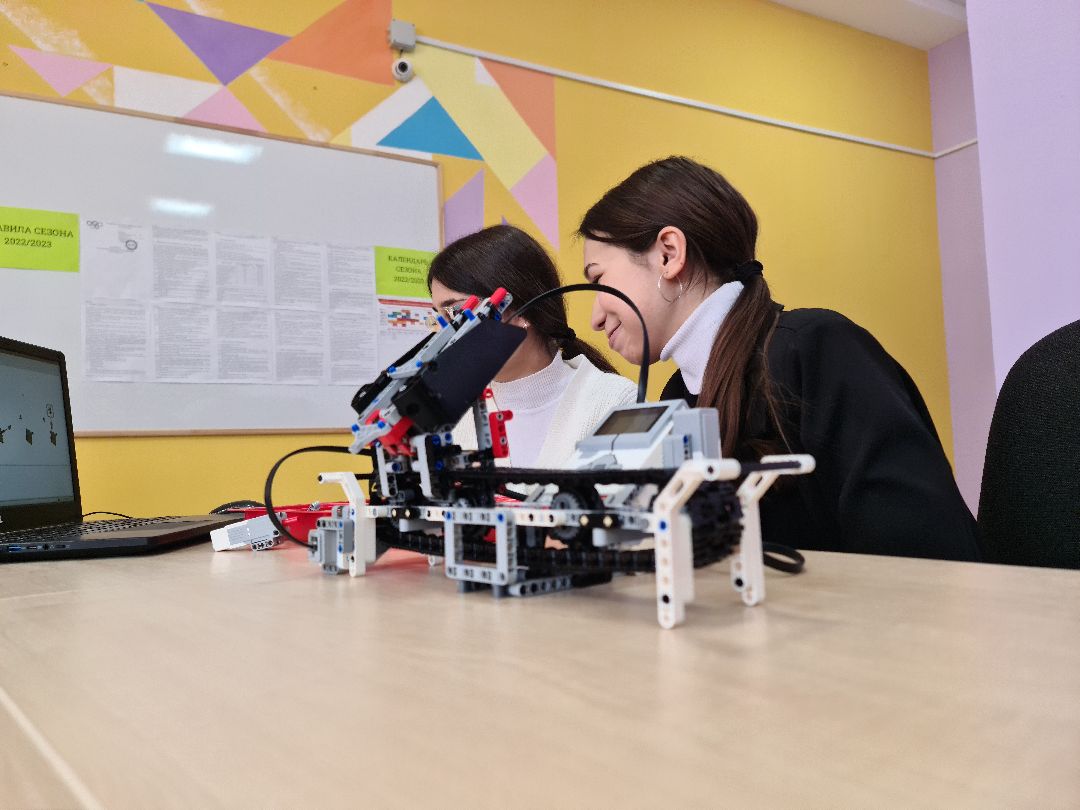 Щёлково, общество