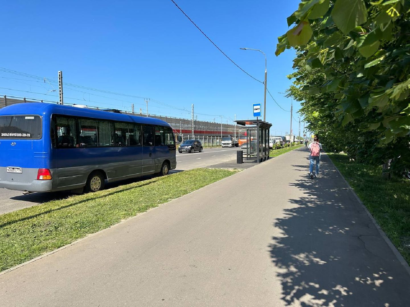 Реутов, благоустройство, остановки, лавочки, урны