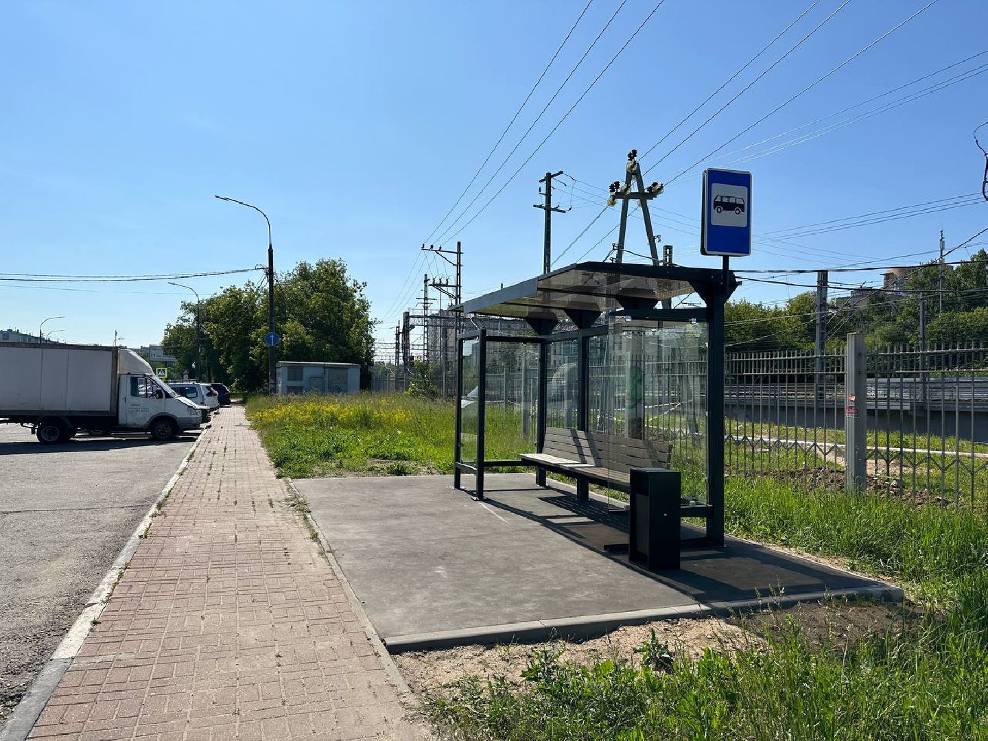 Реутов, благоустройство, остановки, лавочки, урны