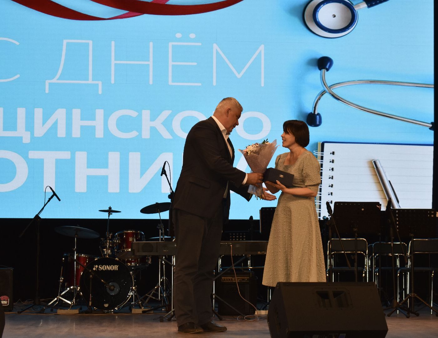 Балашиха, Подмосковье, медицина, день медицинского работника, награды, Мособлдума