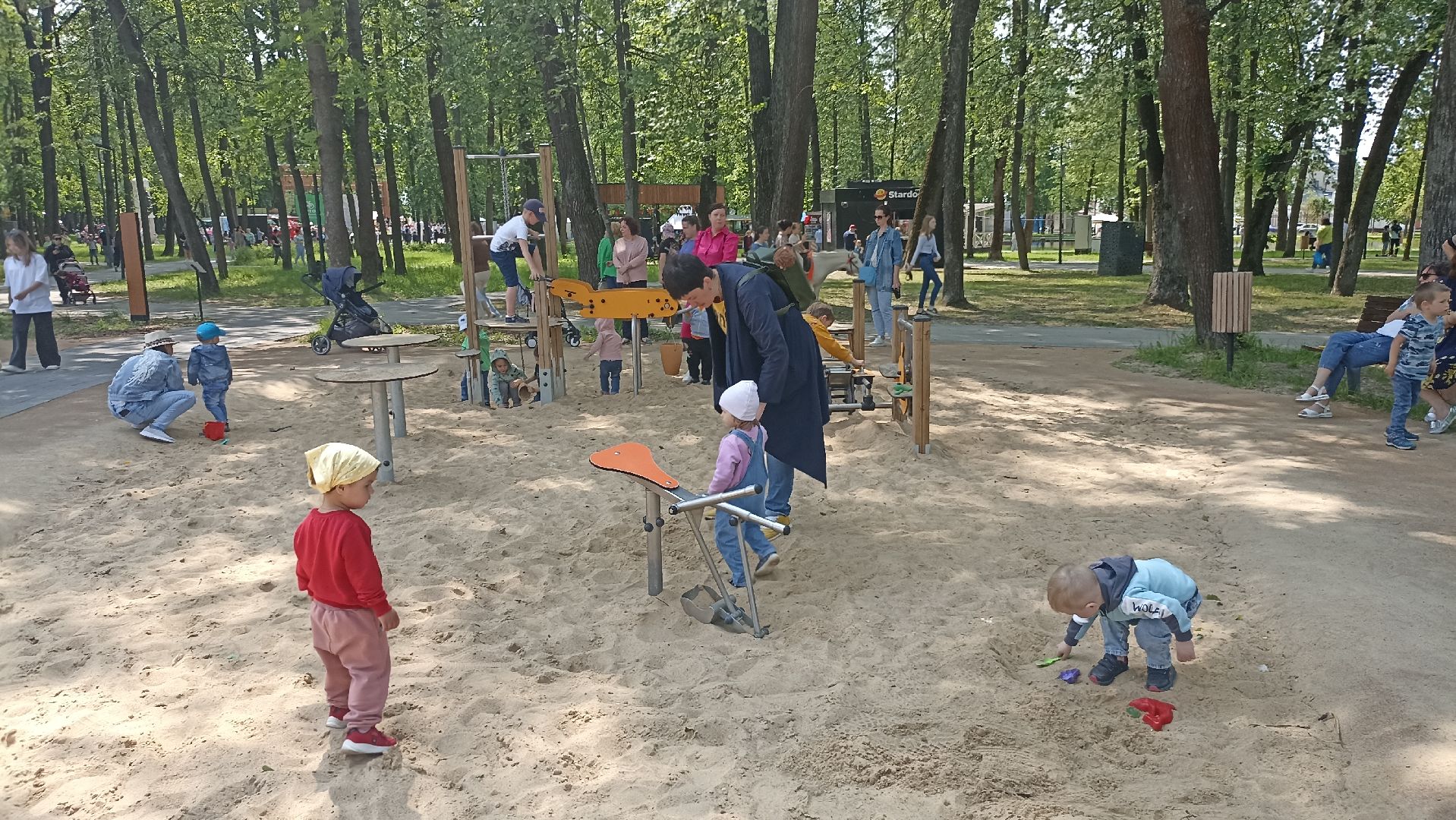 Серпухов, Подмосковье, парк, песочница, дети