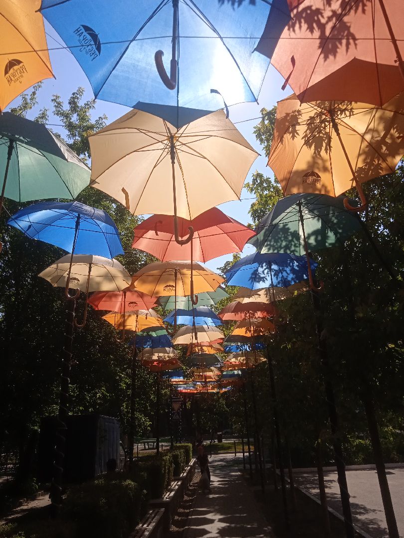 парящие, зонтики, аллея, апарт-отель, Дружба