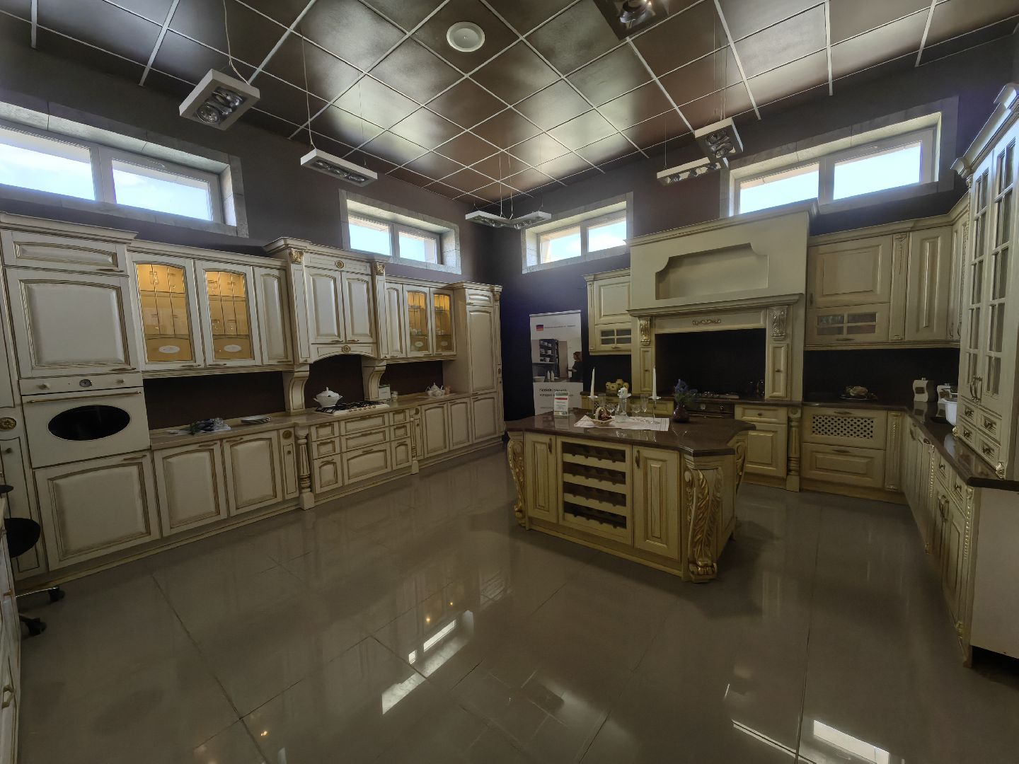 Кухни, производство, модельный ряд, материалы