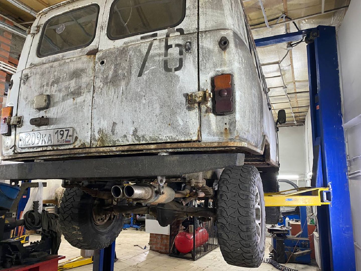 Чехов, спецоперация, СВО, офицер, буханки, предприниматель, помощь, машины, губернатор