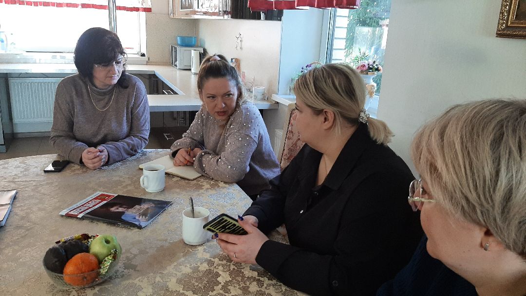 волонтёры, помощь людям, Серпухов