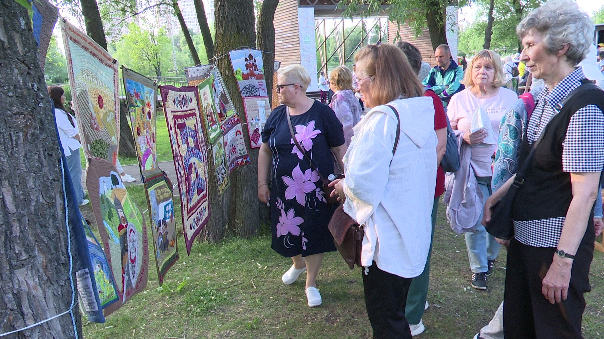 Реутов, «Бархатная осень», «Активное долголетие», «Фабричный пруд», парк, концерт