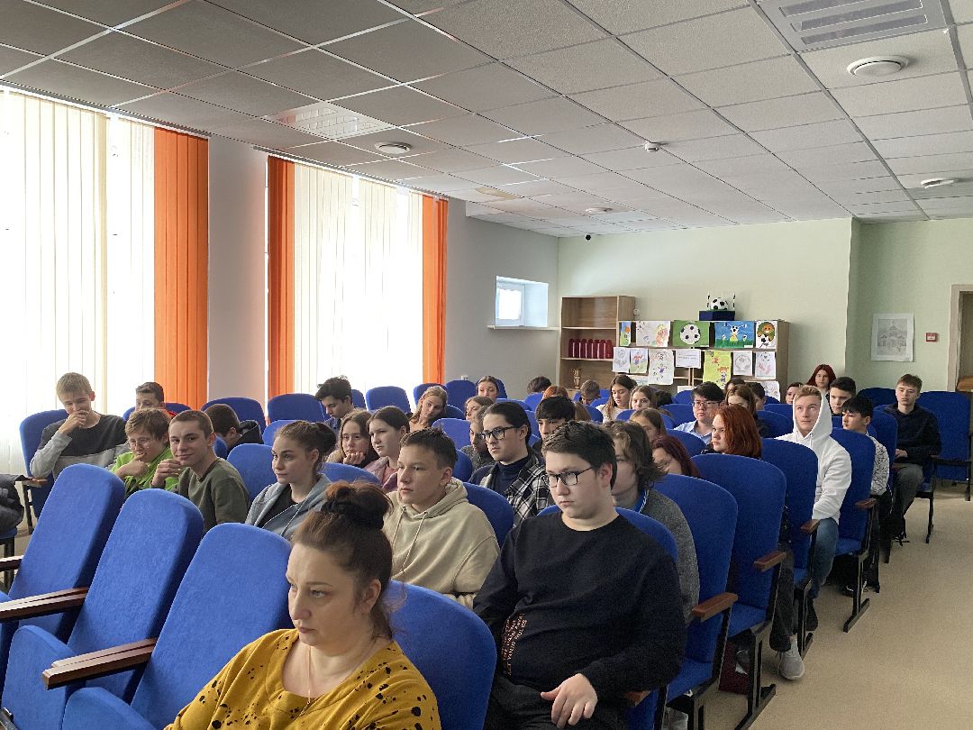 Спецоперация, волонтёры, школа, СВО