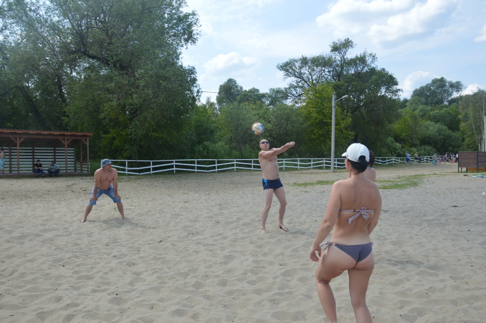 Шатура, пляж, 18, волейбол, жара