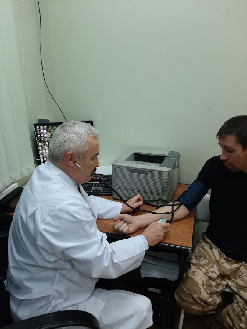 профессия: праздник; медицина; биография; врачи