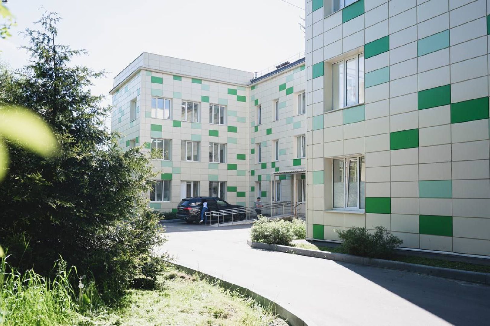 профессия: праздник; медицина; биография; врачи