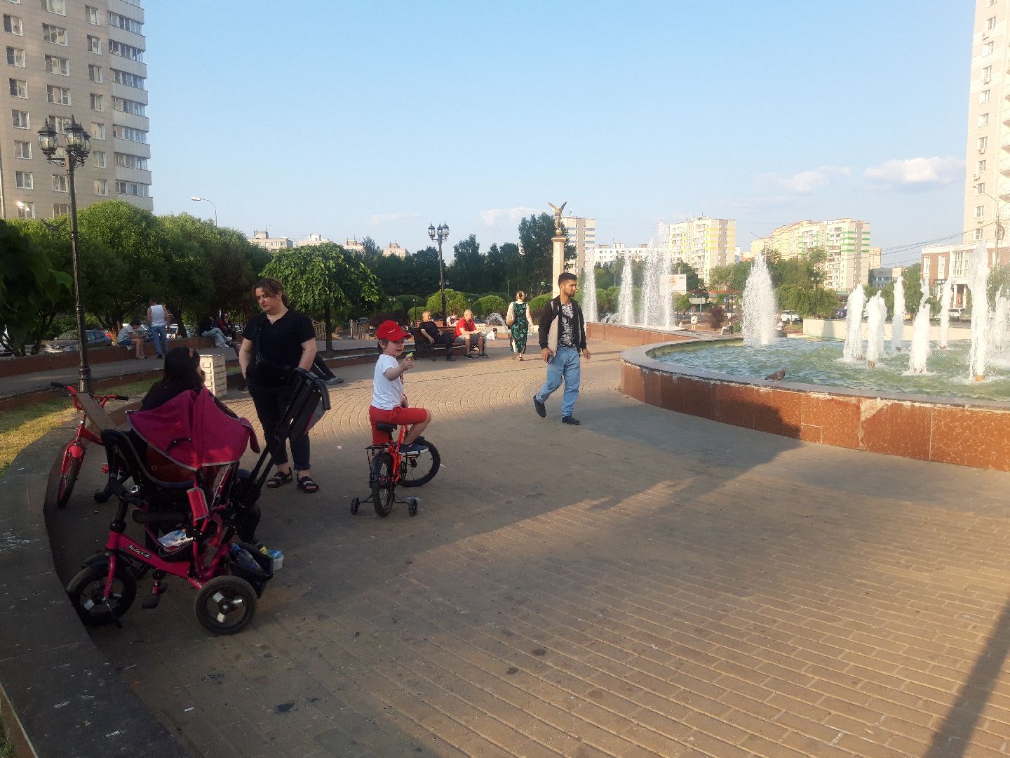 дети, ветер, лето в подмосковье,