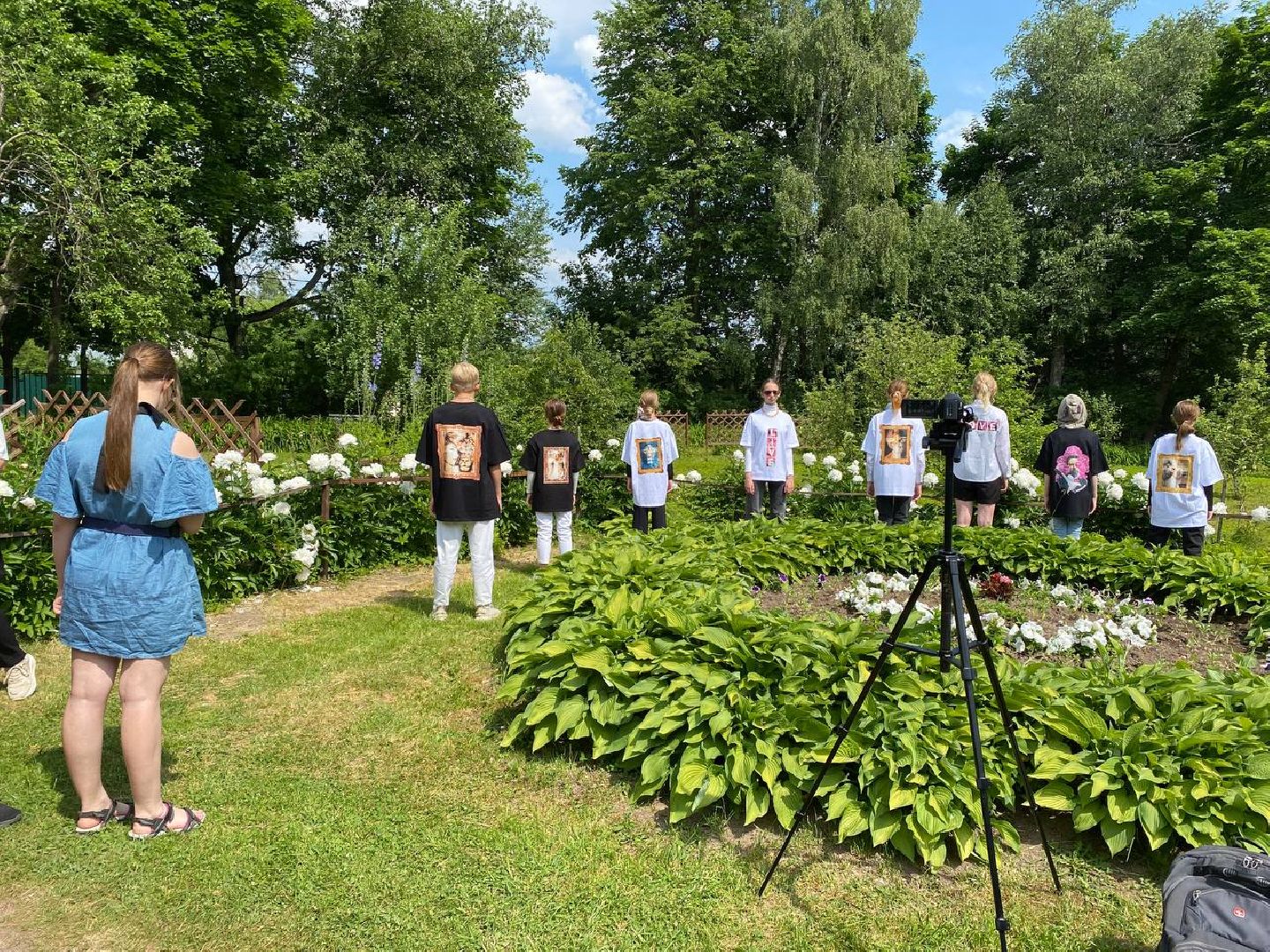 Чехов, культура, показ мод, пионы, Мелихово, Пиономания, дети, дизайнер