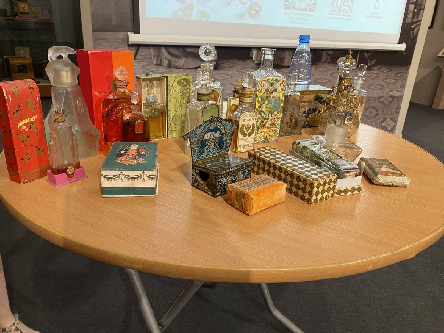 Чехов, культура, Мелихово, Пиономания, парфюм, пион, духи, дегустация