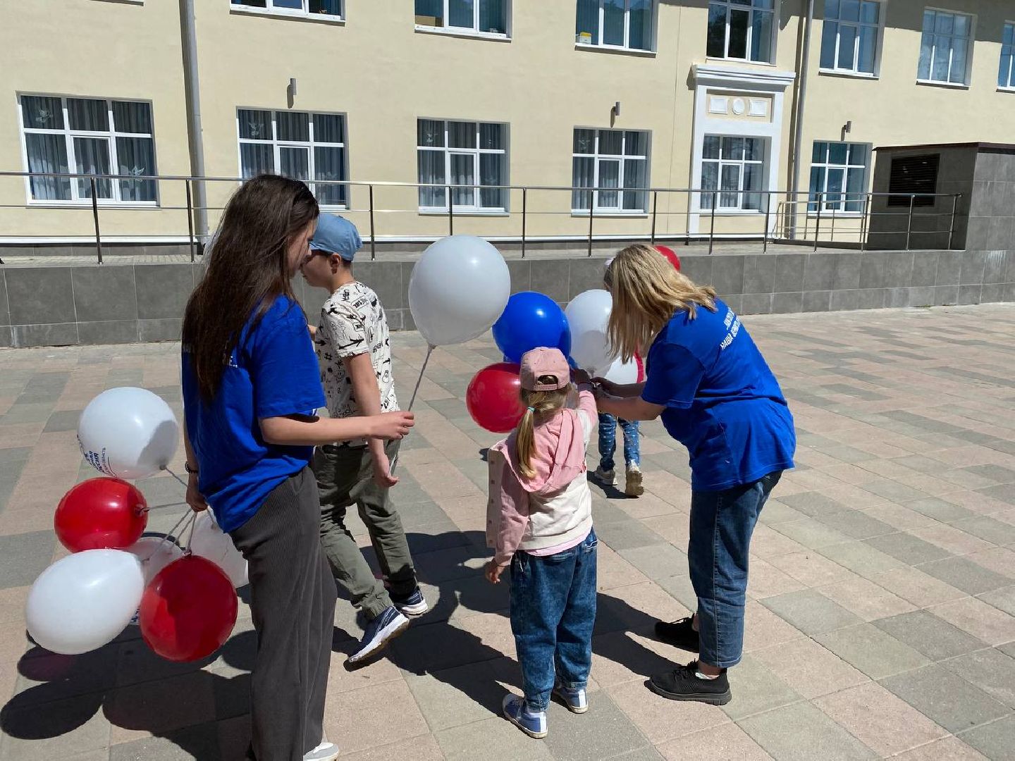 Сергиев Посад, Сергиево-Посадский городской округ, День России, Праздник, Родина, Российская Федерация, Парки, Скверы, Лето в Подмосковье, Молодежь, Жители