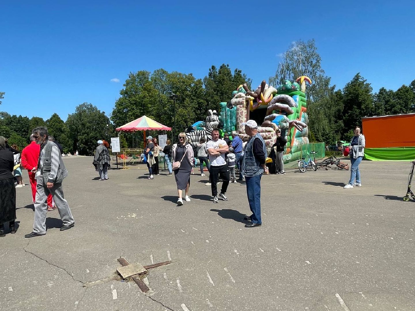 Сергиев Посад, Сергиево-Посадский городской округ, День России, Праздник, Родина, Российская Федерация, Парки, Скверы, Лето в Подмосковье, Молодежь, Жители